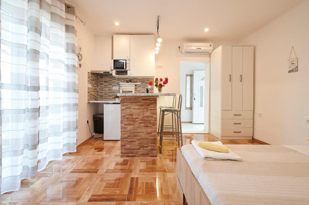 Apartments Lucija Trogir Zewnętrze zdjęcie