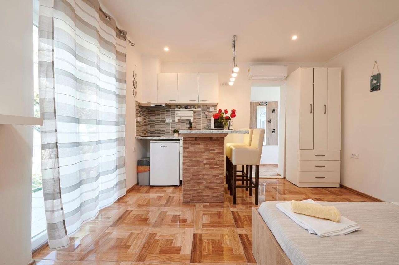 Apartments Lucija Trogir Zewnętrze zdjęcie