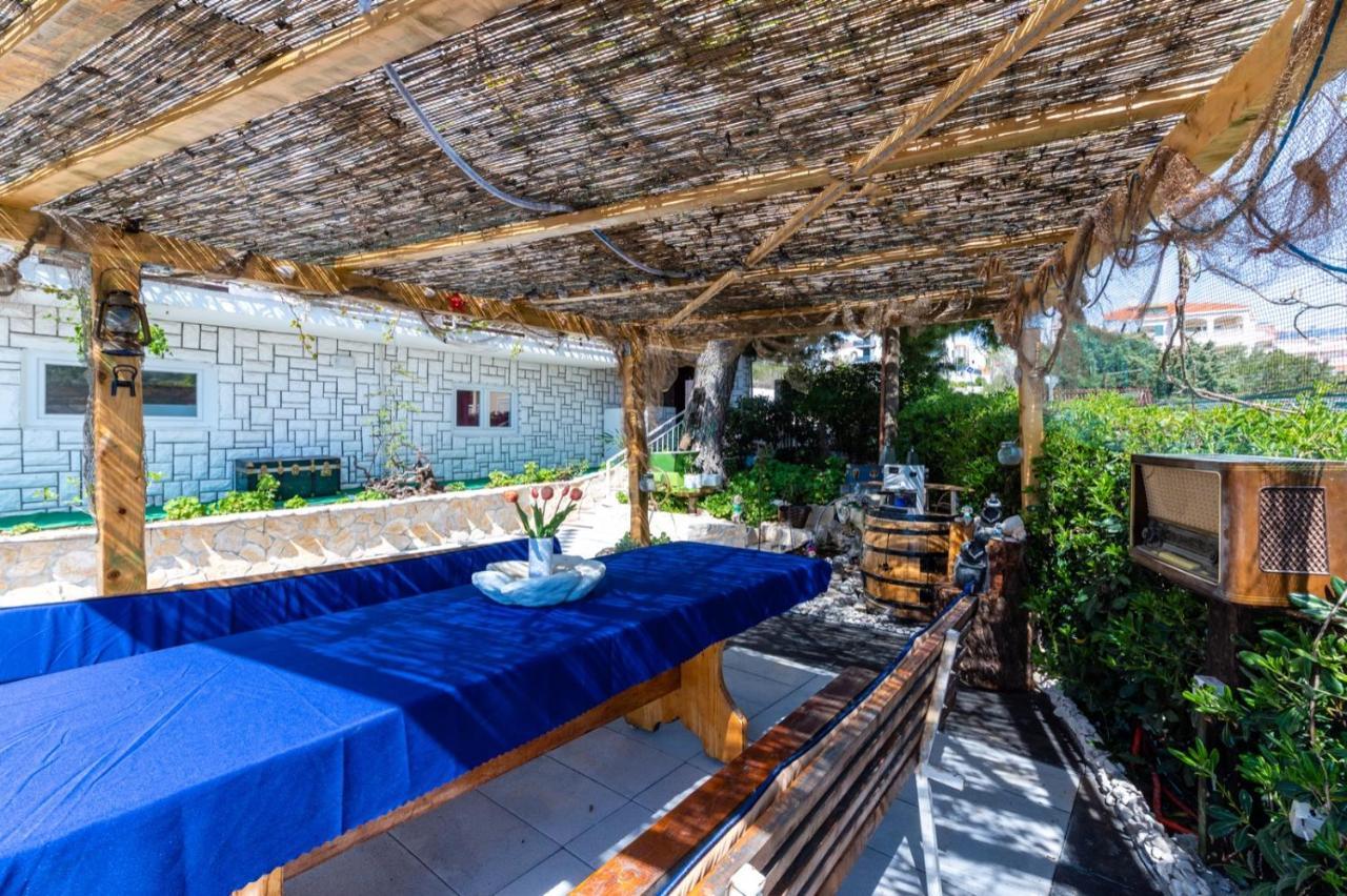Apartments Lucija Trogir Zewnętrze zdjęcie