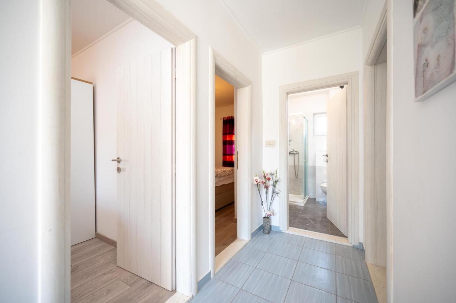 Apartments Lucija Trogir Zewnętrze zdjęcie